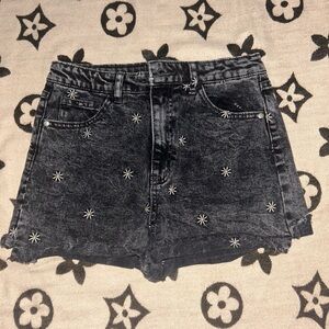 art class Black Denim Shorts with Star Details